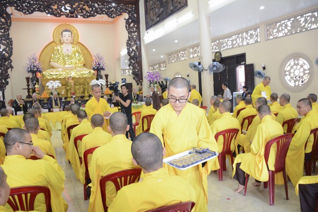 Japanese Pure Land Delegation visited Hoang Phap